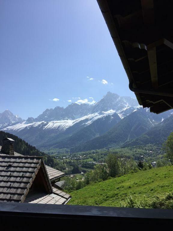 L'Appartement Des Ours Les Houches Exterior photo